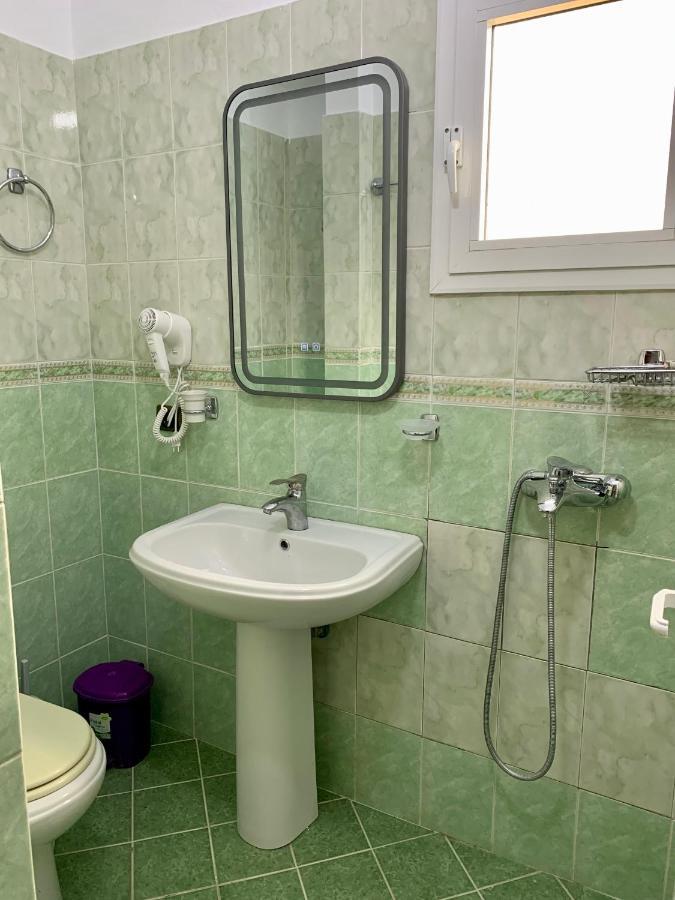Maxus Apts Sarandë Eksteriør billede